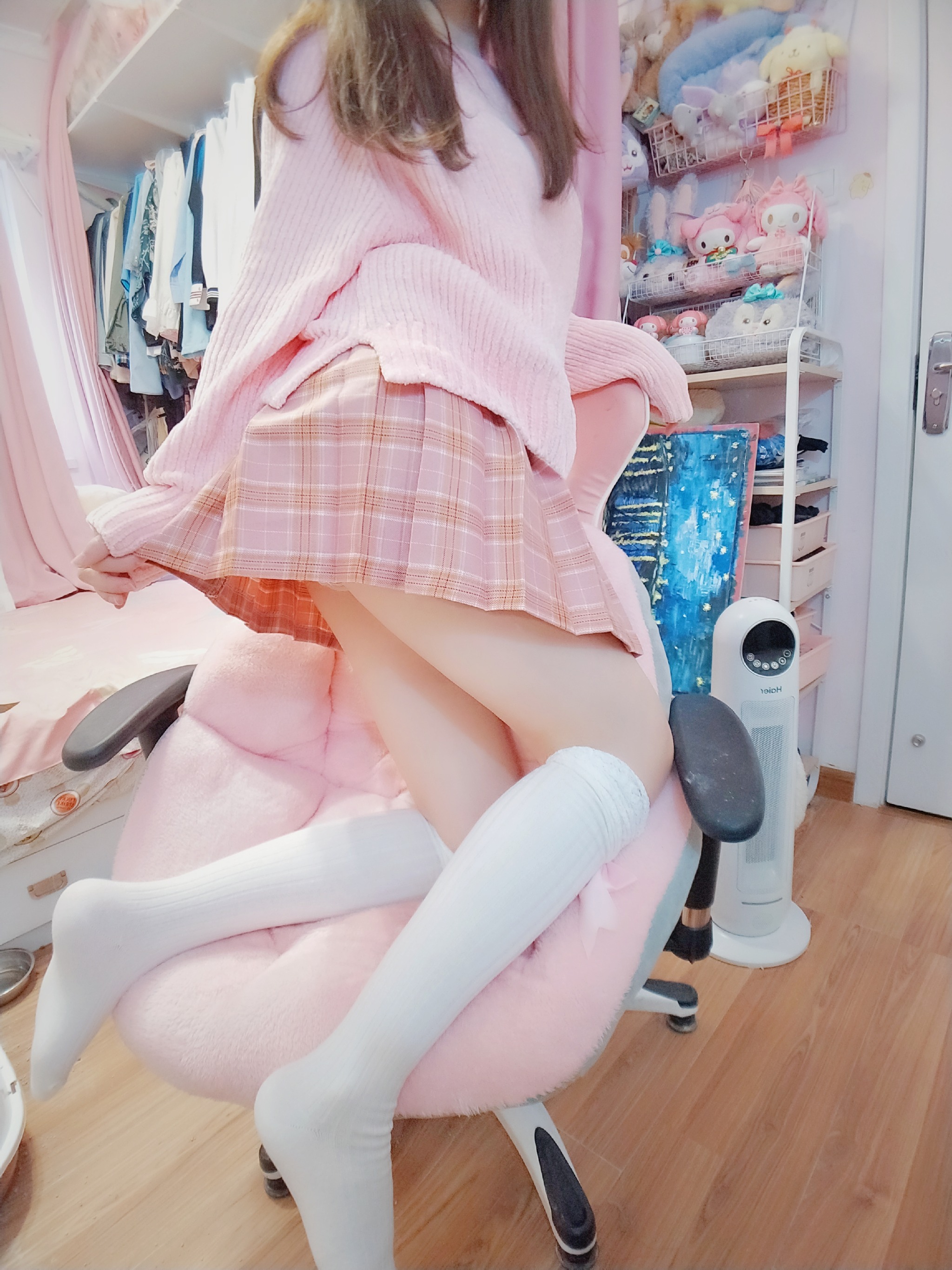 古川 - NO.046 特别私服 [19P]-XikXak